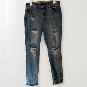 Judy Blue Jeans Womens 31 Boyfriend Fit Distressed Medium Wash Denim Stretch